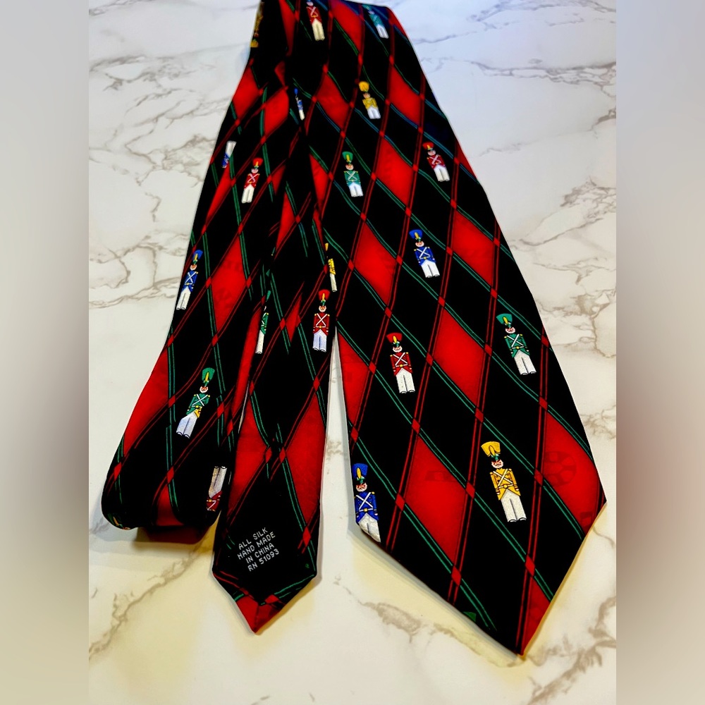 Silk Tie nutcracker